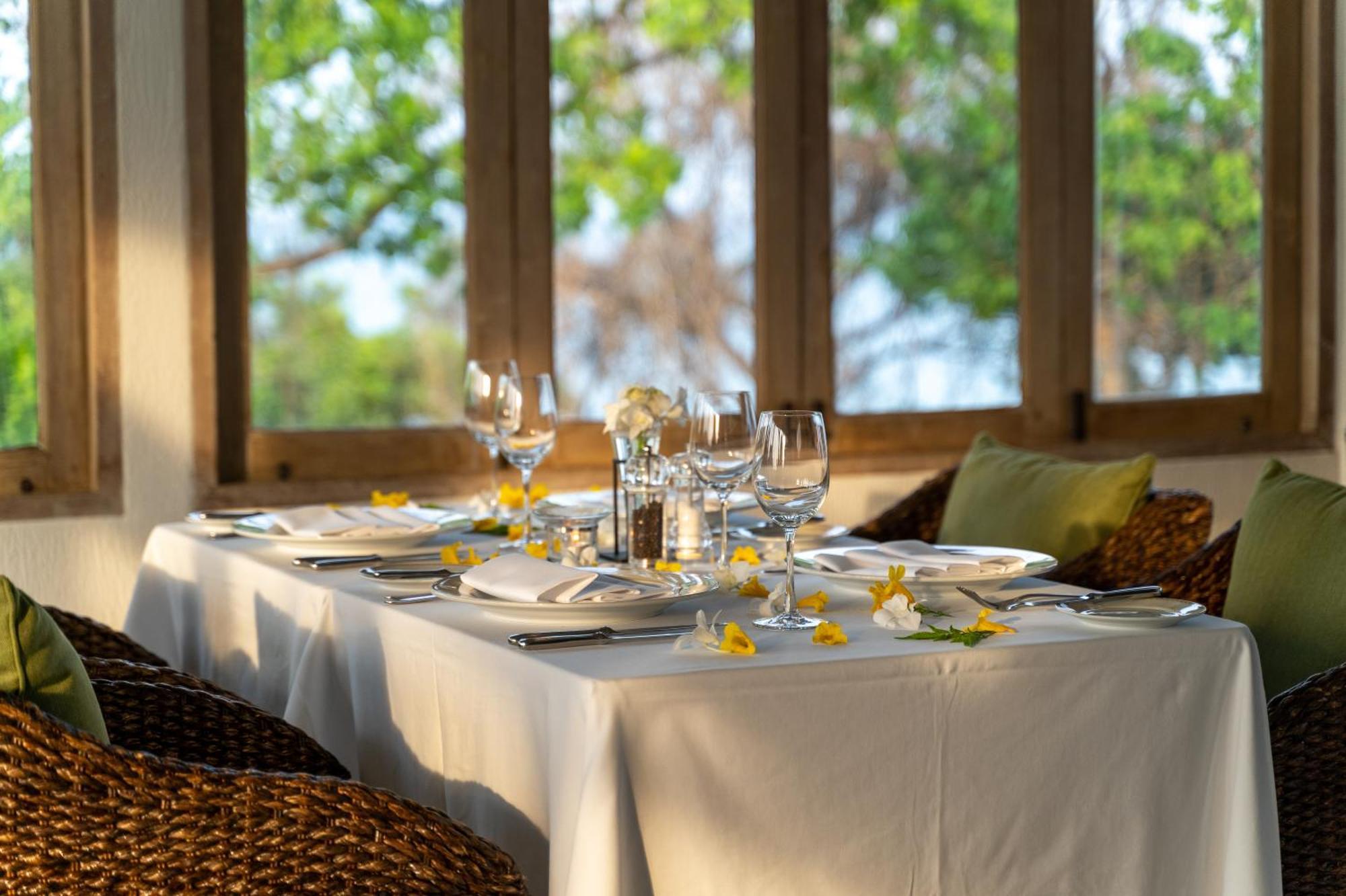 Cape Panwa Hotel Phuket Exterior photo