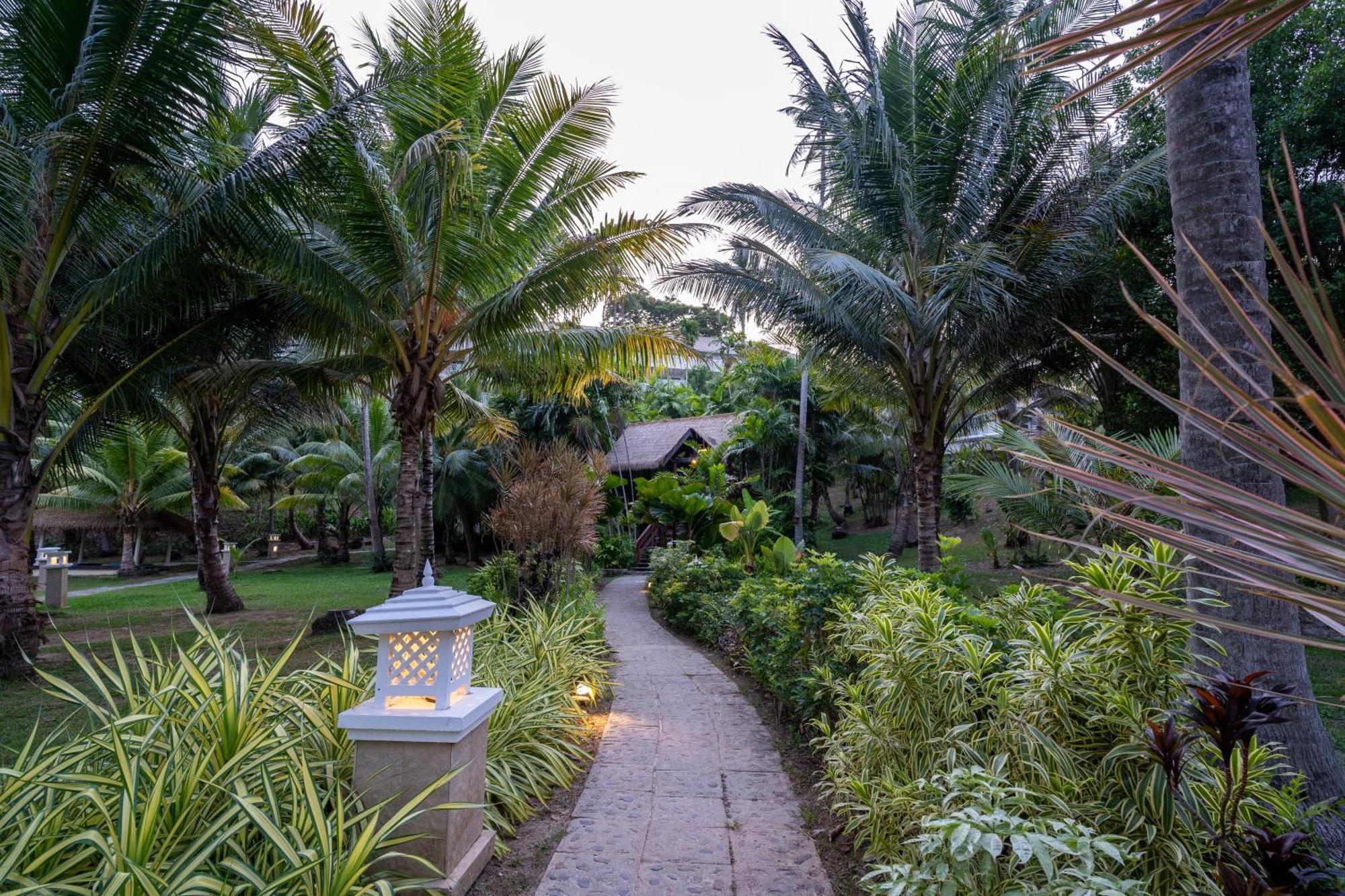 Cape Panwa Hotel Phuket Exterior photo