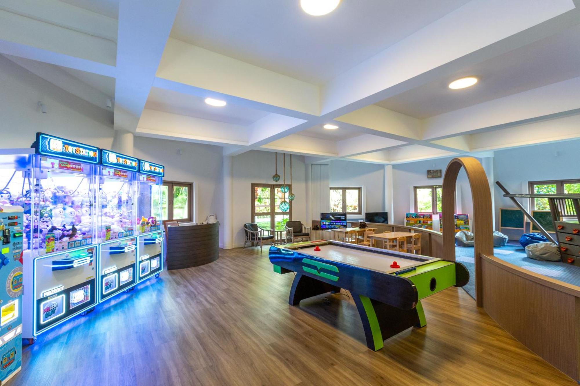 Cape Panwa Hotel Phuket Exterior photo